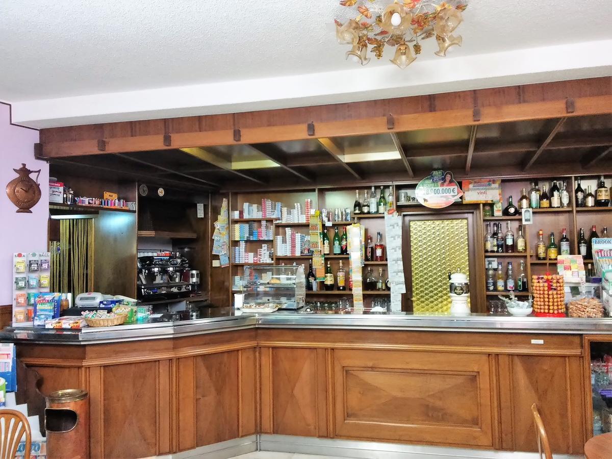 Albergo De March Farra d'Alpago Bagian luar foto